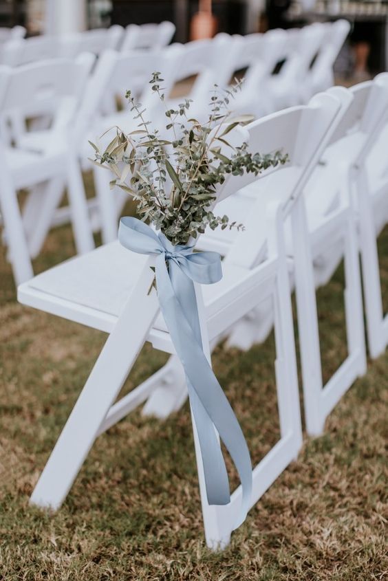 klapstoel wit huren voor je bruiloft of event
